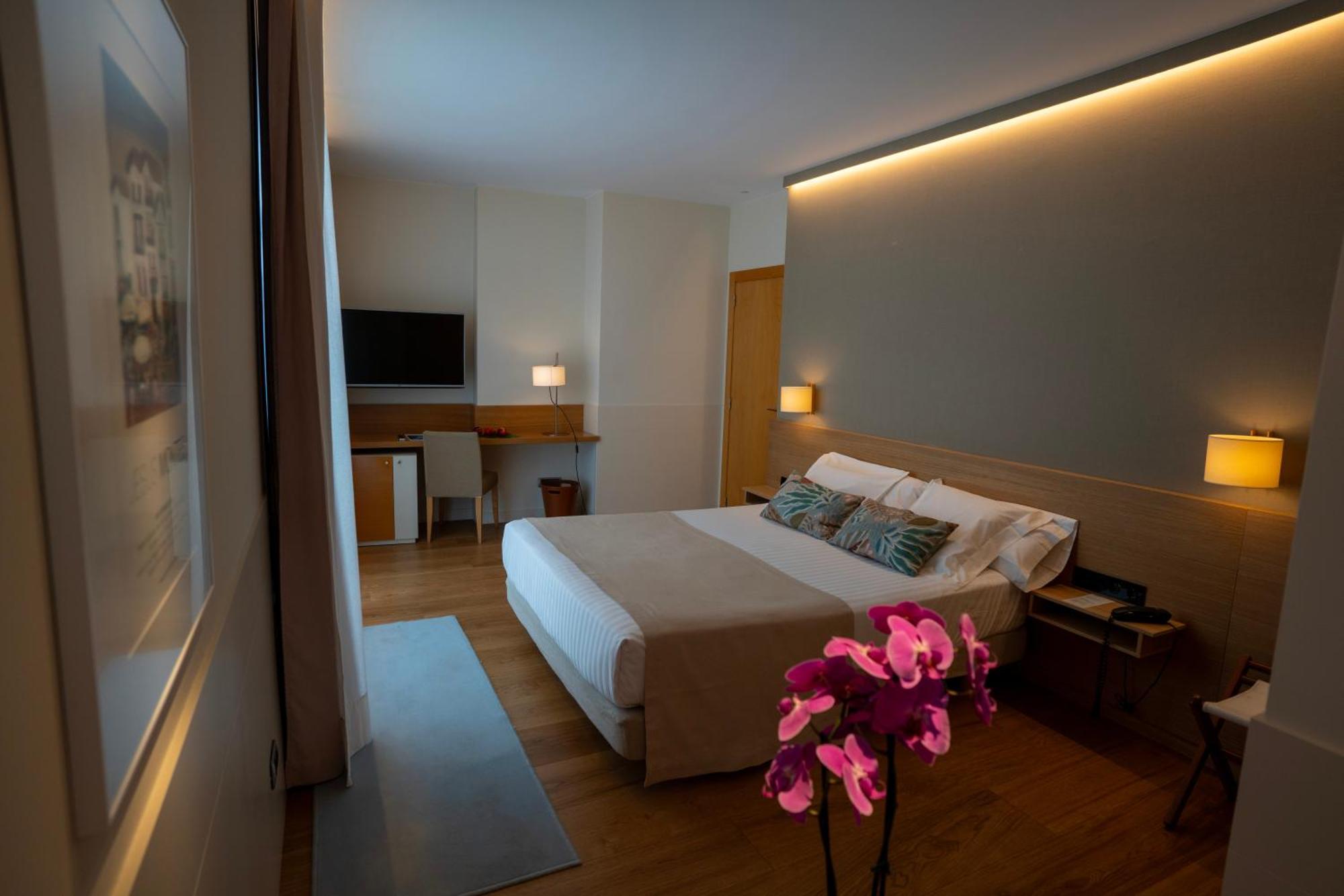 Hotel Jaizkibel Hondarribia Exterior photo